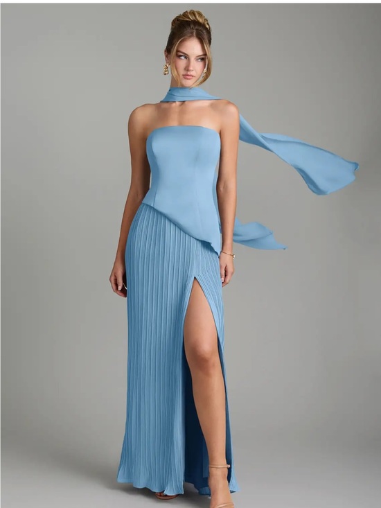 Azazie Dresses & Skirts - Azazie Tierney Dress
